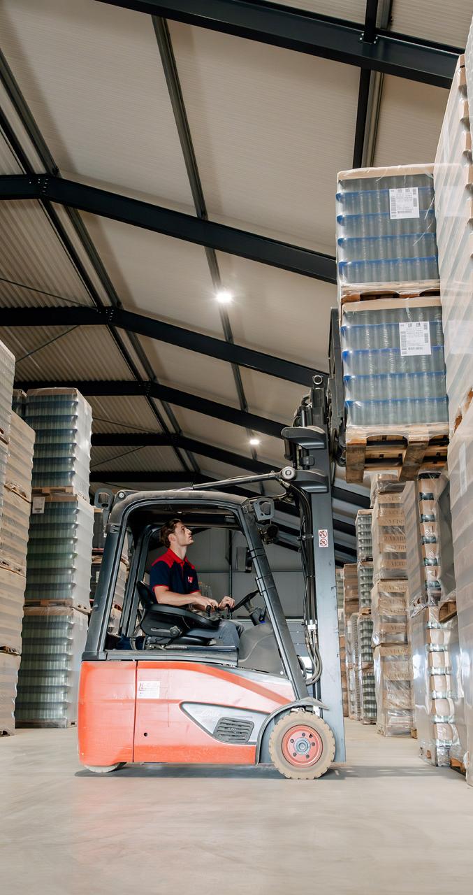 2749 lilian fotografie van dooren logistics lisse fotoshoot 2025 09 19 bewerkt