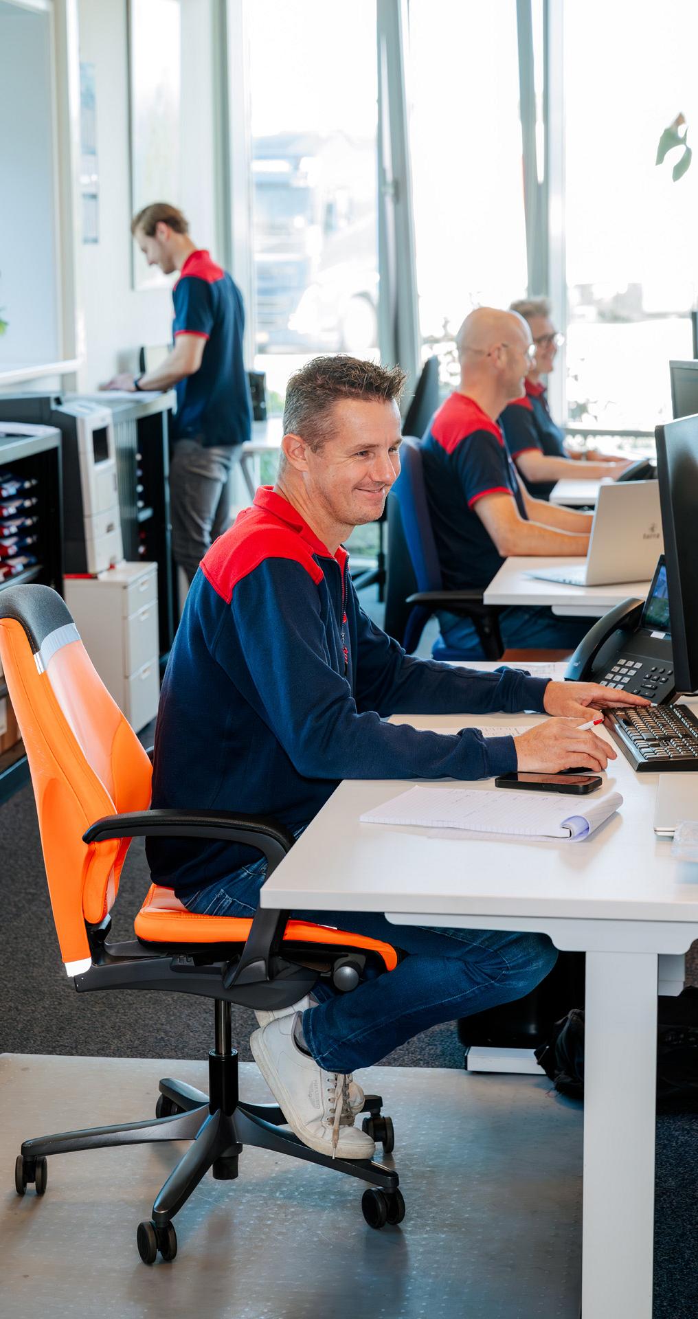 3227 lilian fotografie van dooren transport hillegom fotoshoot 2025 09 19 bewerkt.jpg?1774529670&focus=50.85 38