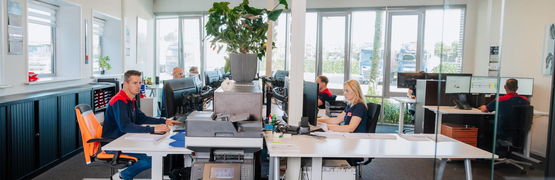 3219 lilian fotografie van dooren transport hillegom fotoshoot 2025 09 19 bewerkt