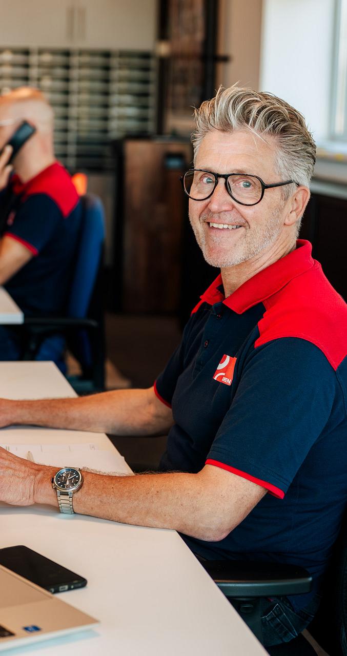 3278 lilian fotografie van dooren transport hillegom fotoshoot 2025 09 19 bewerkt.jpg?1774529614&focus=59.56 71