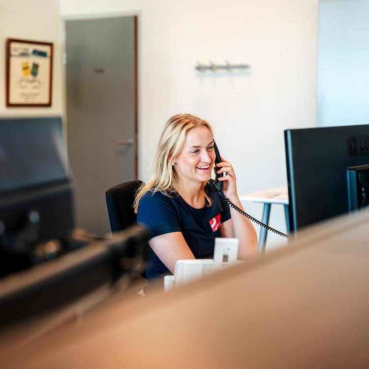 3308 lilian fotografie van dooren transport hillegom fotoshoot 2025 09 19 bewerkt